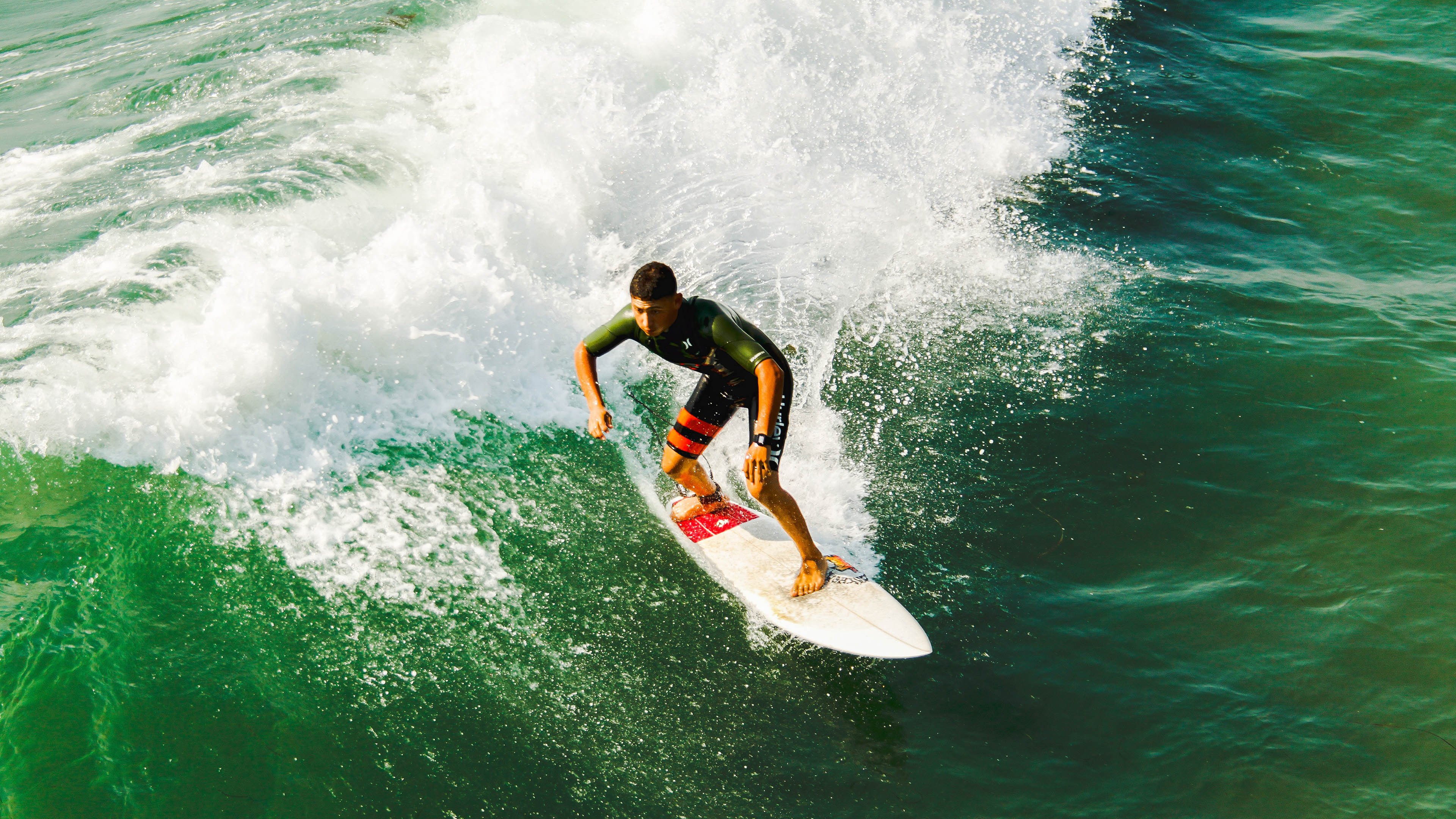开云体育app-终场哨响前的奇迹，加维一锤定音，多特蒙德压哨绝杀摩洛哥